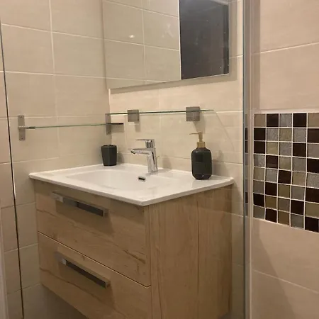 Cosy Proche Des Plages Et Commodites Apartamento